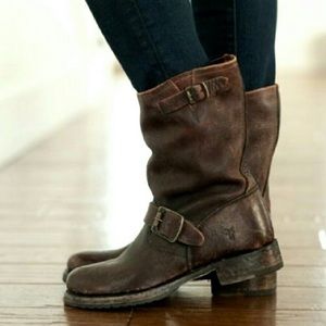 Veronica Short Slouch Frye Boots
